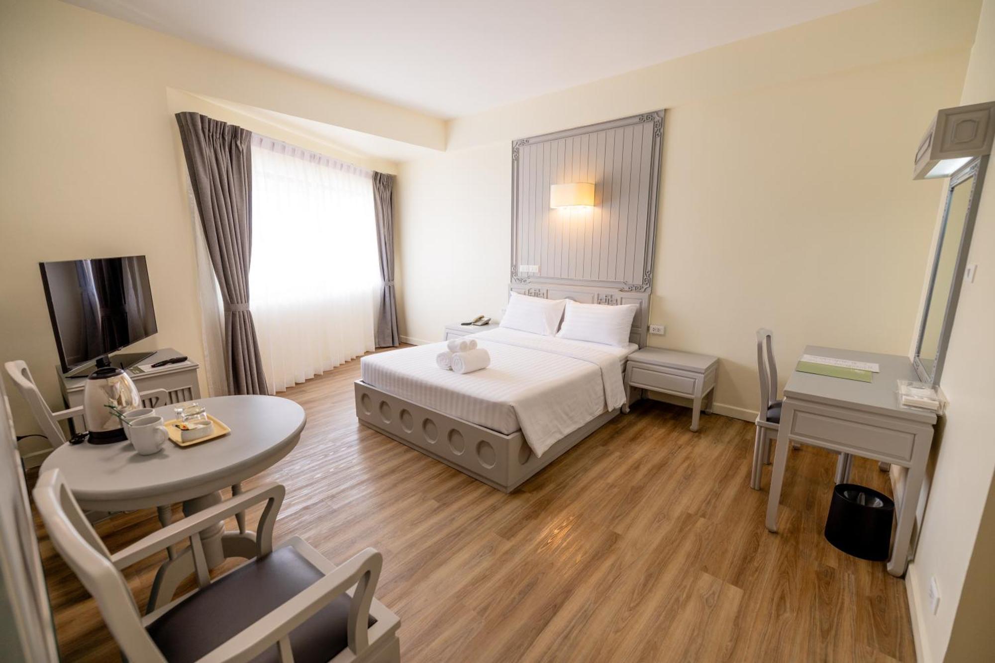 Hotel Mido
