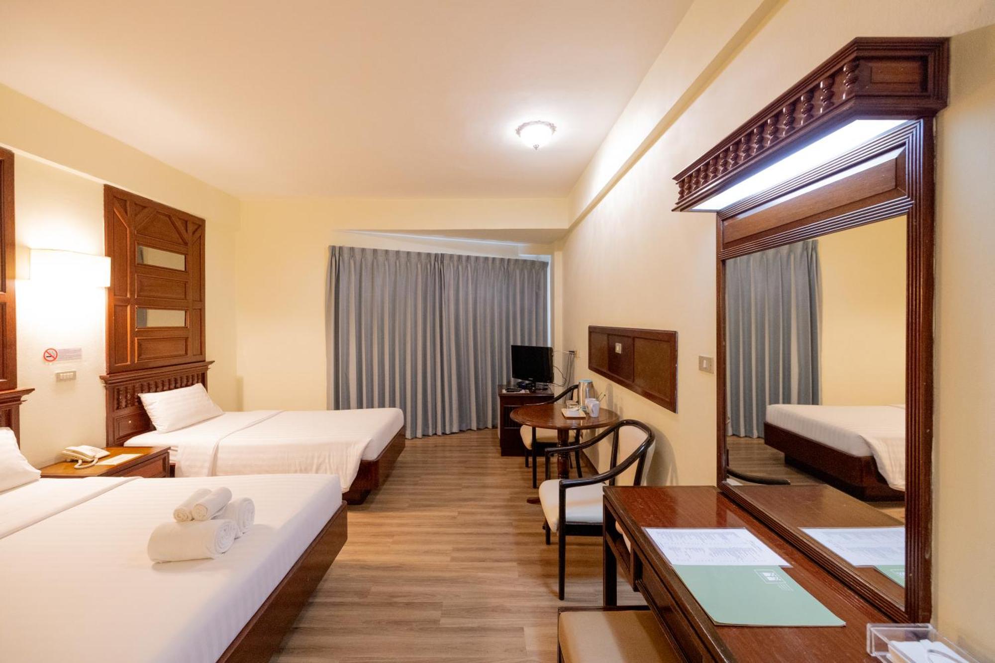 Hotel Mido 4*